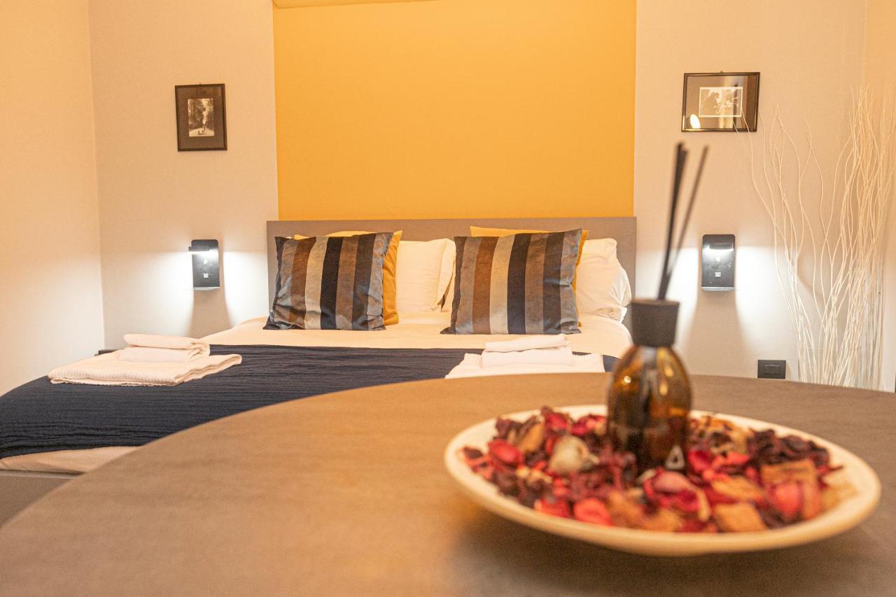 Appartamento Giano Host - I Teatri *